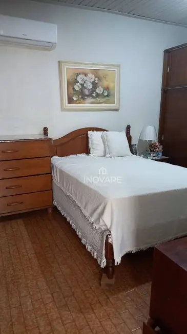 Foto 3 de Casa com 3 quartos à venda, 360m2 em Itumbiara - GO