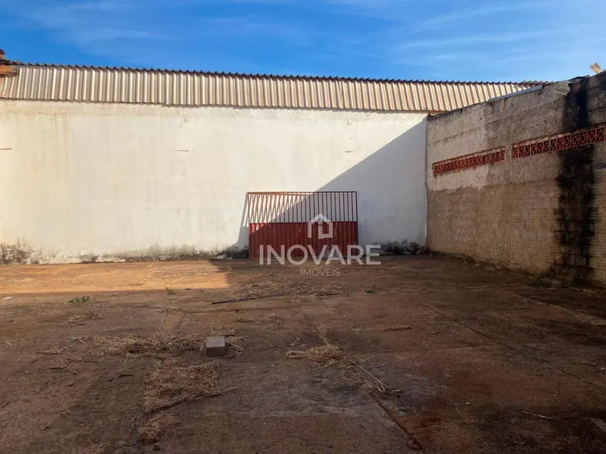 Foto 4 de Armazém / Galpão à venda e para alugar, 450m2 em Setor Planalto, Itumbiara - GO