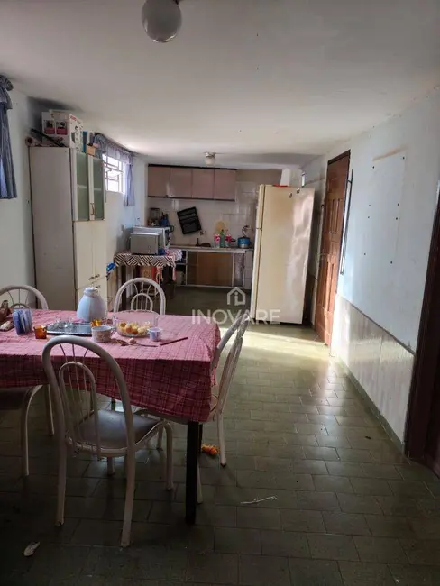 Casa com 2 quartos à venda, 360m2 em Itumbiara - GO - imagem 5 Foto 5 de Casa com 2 quartos à venda, 360m2 em Itumbiara - GO