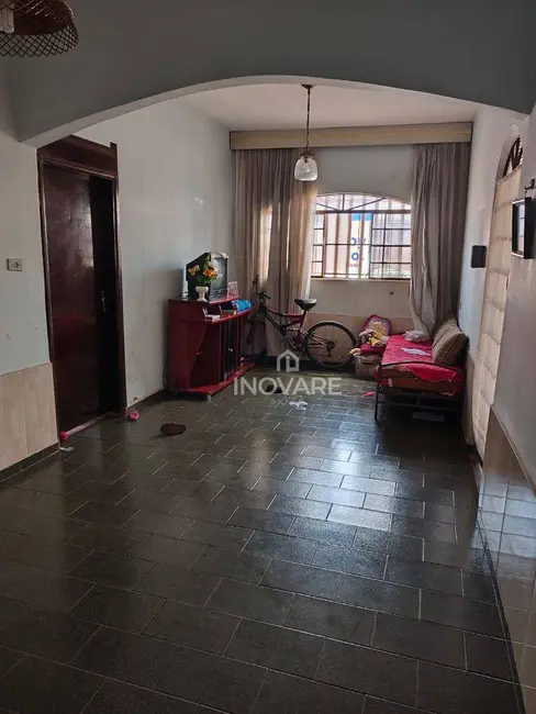 Casa com 2 quartos à venda, 360m2 em Itumbiara - GO - imagem 4 Foto 4 de Casa com 2 quartos à venda, 360m2 em Itumbiara - GO
