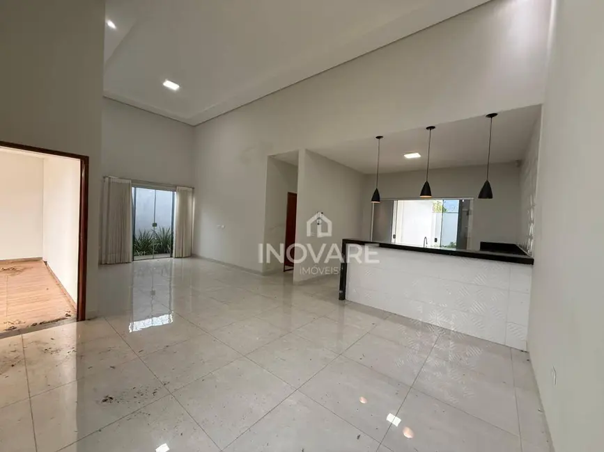 Foto 5 de Casa com 3 quartos para alugar, 250m2 em Residencial Beira Rio II, Itumbiara - GO