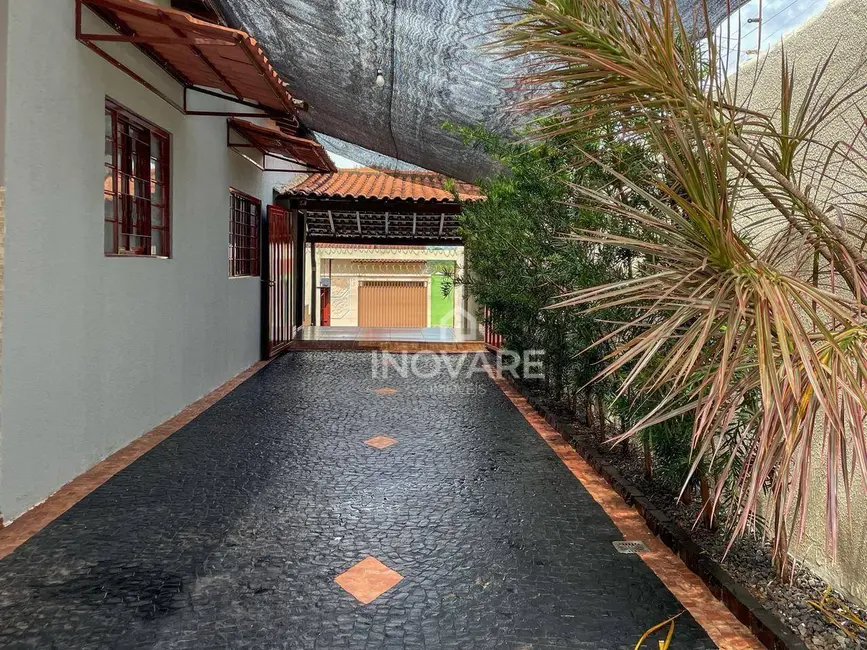 Casa com 3 quartos à venda, 360m2 em Jardim Liberdade, Itumbiara - GO - imagem 7 Foto 7 de Casa com 3 quartos à venda, 360m2 em Jardim Liberdade, Itumbiara - GO