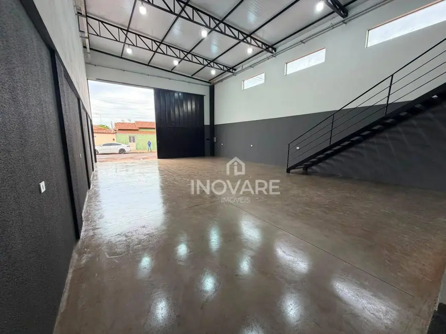 Foto 3 de Armazém / Galpão para alugar, 200m2 em Itumbiara - GO