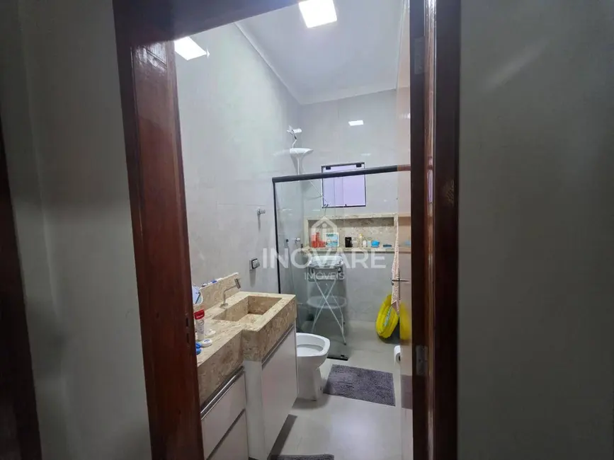 Foto 9 de Casa com 3 quartos à venda, 250m2 em Jardim Liberdade, Itumbiara - GO
