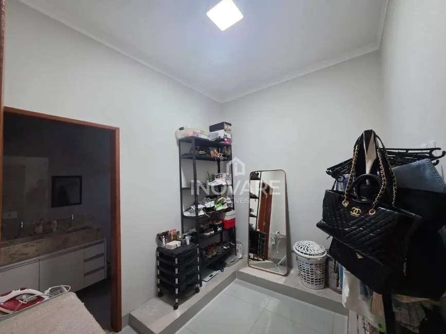 Foto 6 de Casa com 3 quartos à venda, 250m2 em Jardim Liberdade, Itumbiara - GO