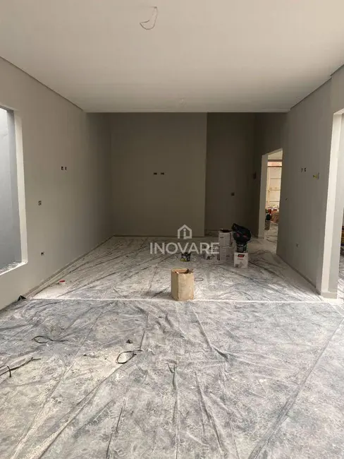 Foto 1 de Casa com 2 quartos à venda, 180m2 em Itumbiara - GO