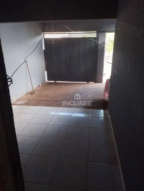Foto 2 de Casa com 2 quartos à venda, 108m2 em Itumbiara - GO