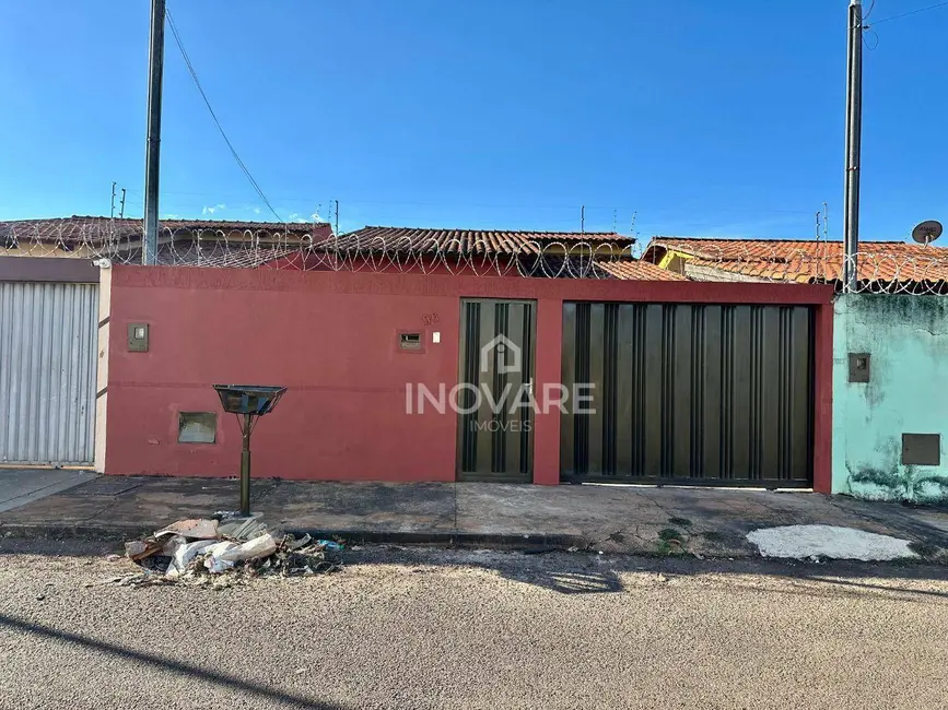 Foto 1 de Casa com 3 quartos para alugar, 240m2 em Itumbiara - GO