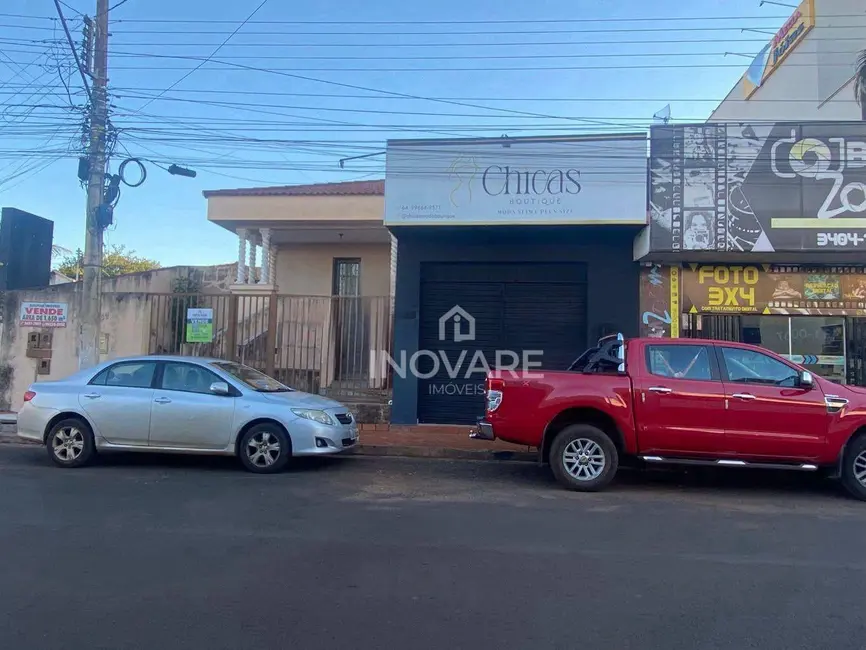 Casa com 3 quartos à venda, 800m2 em Itumbiara - GO - imagem 1 Foto 1 de Casa com 3 quartos à venda, 800m2 em Itumbiara - GO