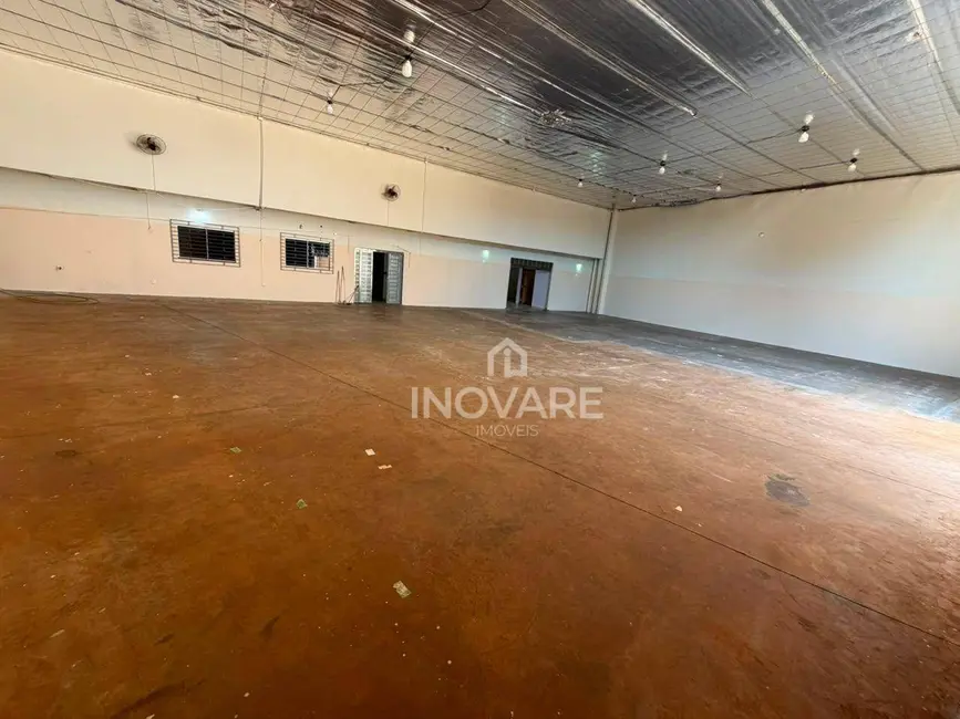 Foto 5 de Armazém / Galpão para alugar, 600m2 em Itumbiara - GO