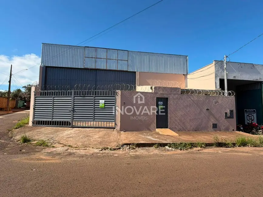 Foto 1 de Armazém / Galpão para alugar, 600m2 em Itumbiara - GO