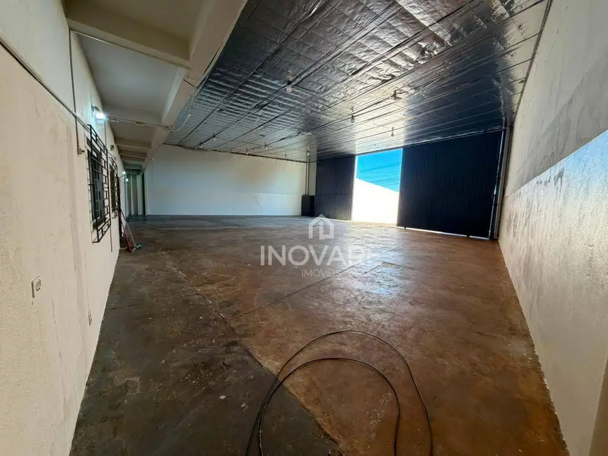 Foto 2 de Armazém / Galpão para alugar, 600m2 em Itumbiara - GO