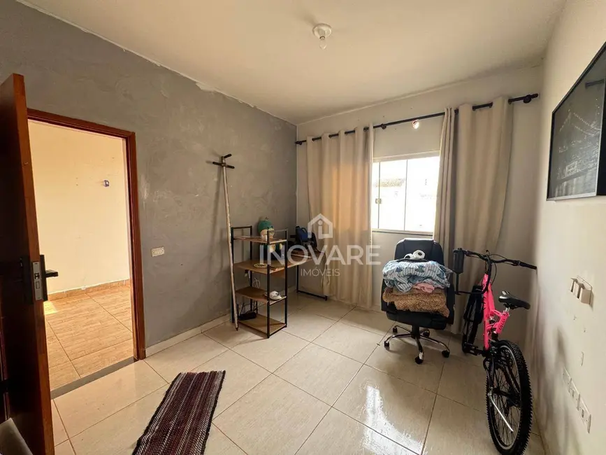 Casa com 2 quartos à venda, 180m2 em Itumbiara - GO - imagem 2 Foto 2 de Casa com 2 quartos à venda, 180m2 em Itumbiara - GO