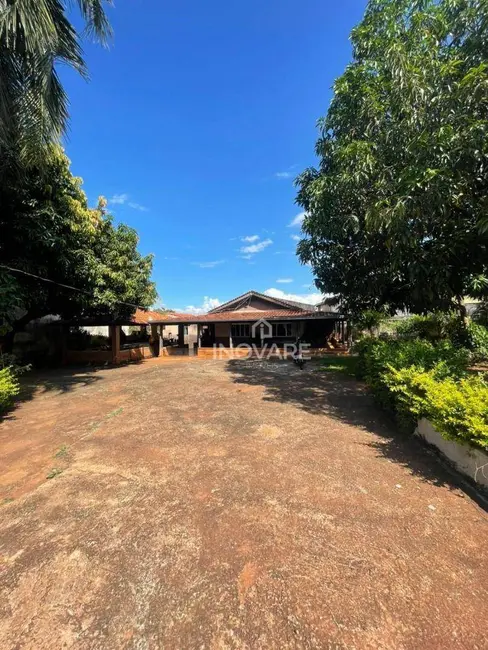 Casa com 4 quartos à venda, 2060m2 em Jardim América, Itumbiara - GO - imagem 2 Foto 2 de Casa com 4 quartos à venda, 2060m2 em Jardim América, Itumbiara - GO
