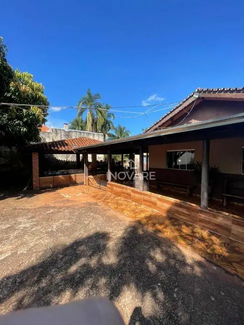 Casa com 4 quartos à venda, 2060m2 em Jardim América, Itumbiara - GO - imagem 3 Foto 3 de Casa com 4 quartos à venda, 2060m2 em Jardim América, Itumbiara - GO