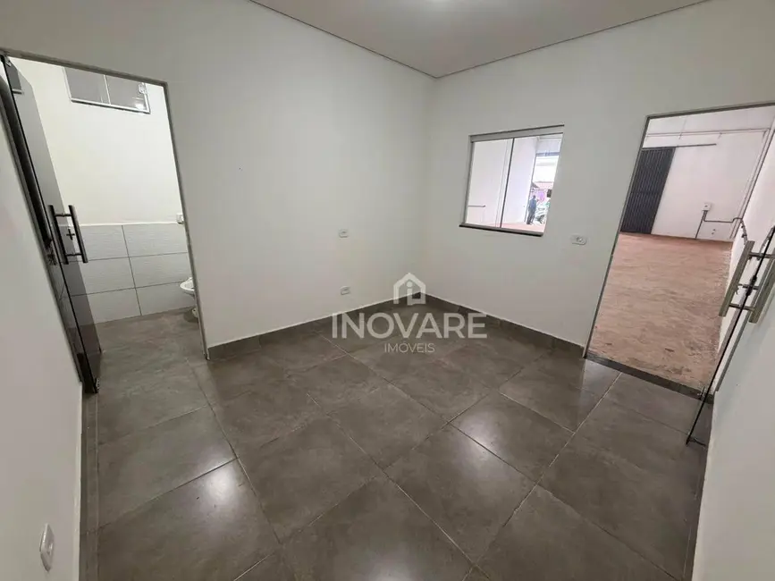 Armazém / Galpão para alugar, 250m2 em Itumbiara - GO - imagem 4 Foto 4 de Armazém / Galpão para alugar, 250m2 em Itumbiara - GO