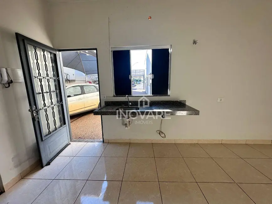 Foto 5 de Kitnet com 1 quarto para alugar, 90m2 em Itumbiara - GO