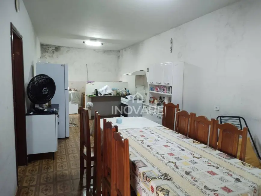 Casa com 3 quartos à venda, 281m2 em Itumbiara - GO - imagem 5 Foto 5 de Casa com 3 quartos à venda, 281m2 em Itumbiara - GO