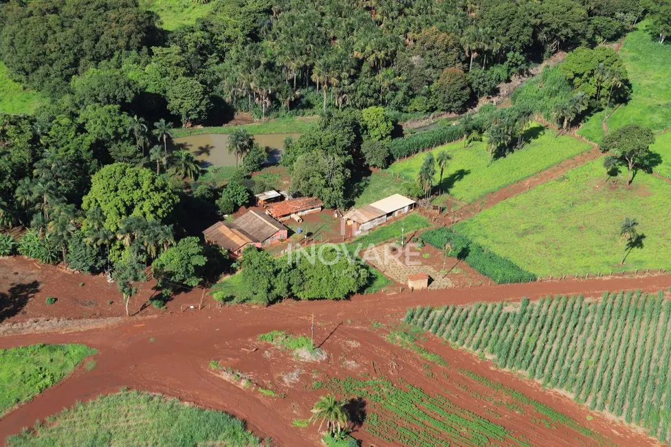 Chácara com 3 quartos à venda em Itumbiara - GO - imagem 4 Foto 4 de Chácara com 3 quartos à venda em Itumbiara - GO