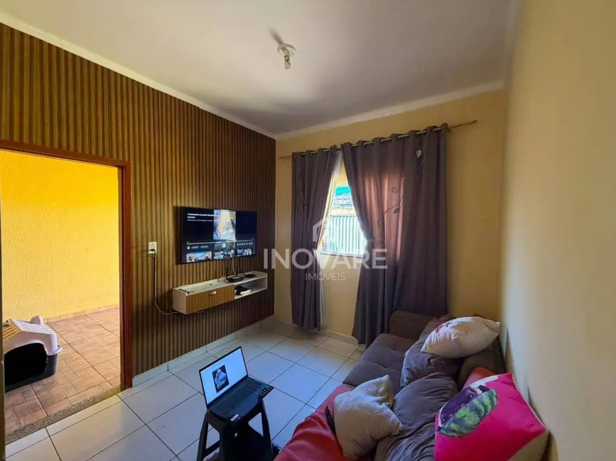 Foto 3 de Casa com 2 quartos à venda, 360m2 em Setor Buritys, Itumbiara - GO