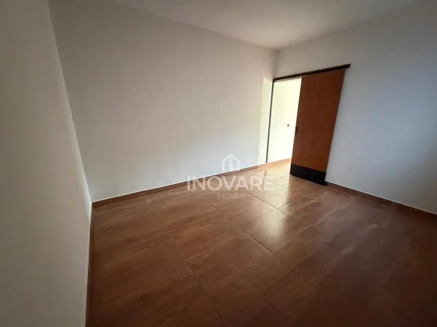 Foto 6 de Kitnet com 1 quarto para alugar, 275m2 em Itumbiara - GO