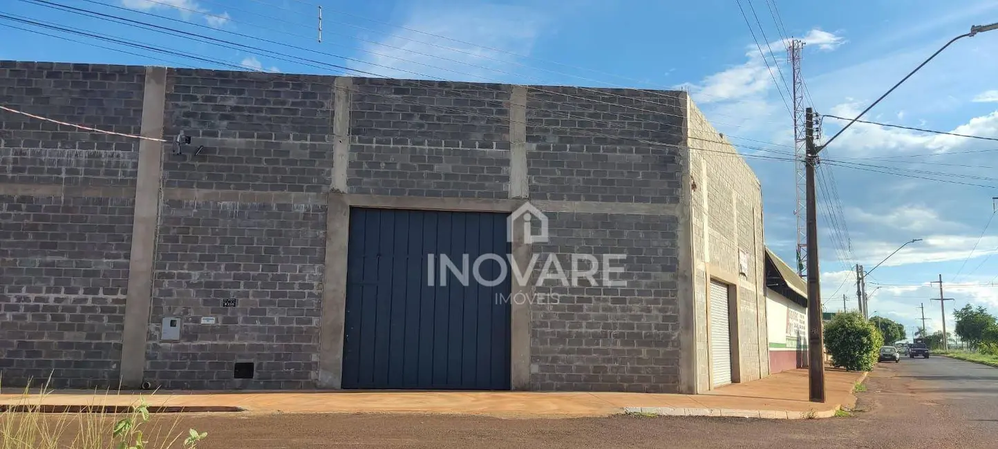 Foto 1 de Armazém / Galpão para alugar, 300m2 em Setor Planalto, Itumbiara - GO