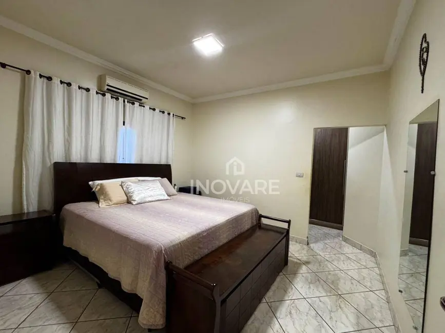 Foto 7 de Casa com 3 quartos à venda, 360m2 em Jardim Leonora, Itumbiara - GO