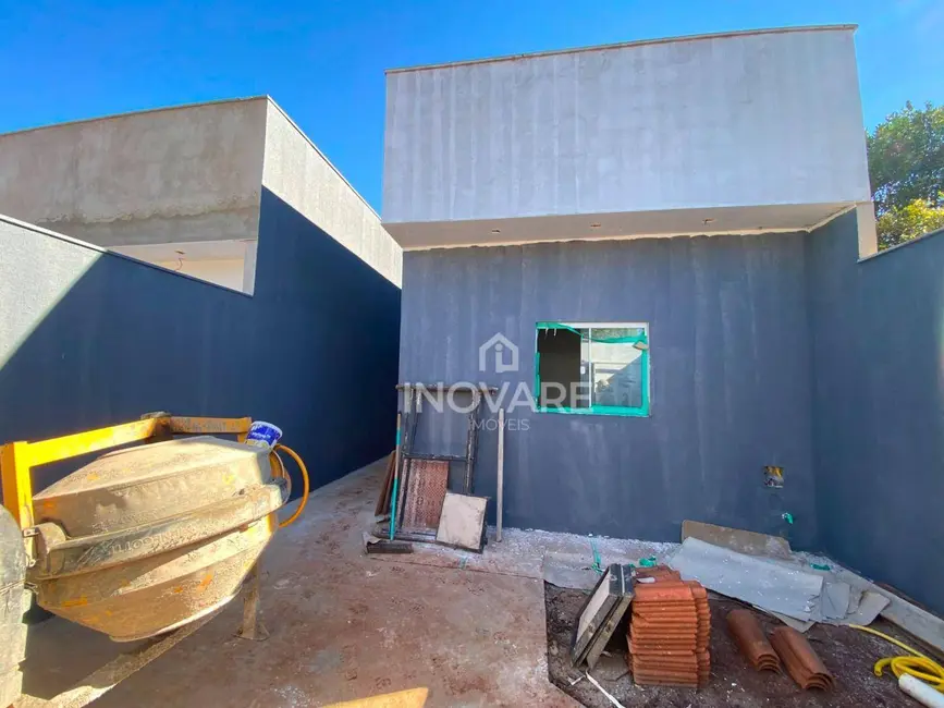 Casa com 3 quartos à venda, 180m2 em Itumbiara - GO - imagem 1 Foto 1 de Casa com 3 quartos à venda, 180m2 em Itumbiara - GO