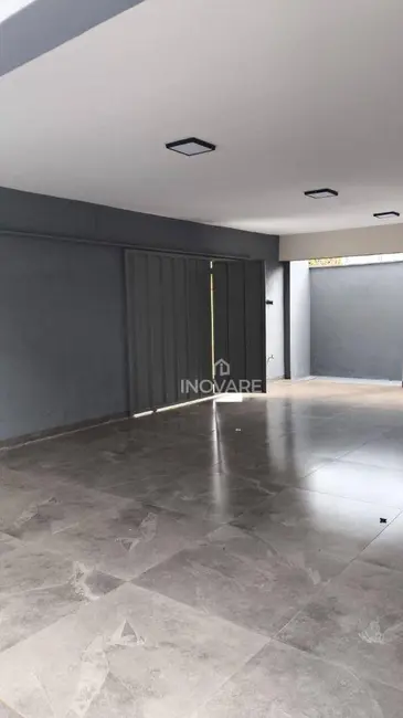 Foto 2 de Casa com 3 quartos para alugar, 468m2 em Dom Bosco, Itumbiara - GO