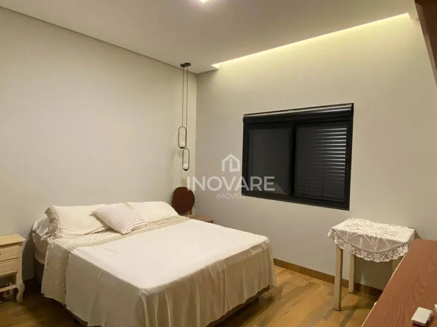 Casa com 3 quartos à venda, 420m2 em Alto da Boa Vista, Itumbiara - GO - imagem 3 Foto 3 de Casa com 3 quartos à venda, 420m2 em Alto da Boa Vista, Itumbiara - GO