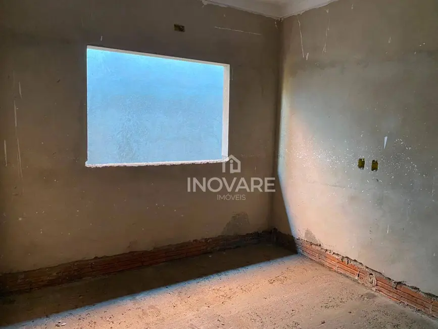 Casa com 3 quartos à venda, 180m2 em Itumbiara - GO - imagem 7 Foto 7 de Casa com 3 quartos à venda, 180m2 em Itumbiara - GO