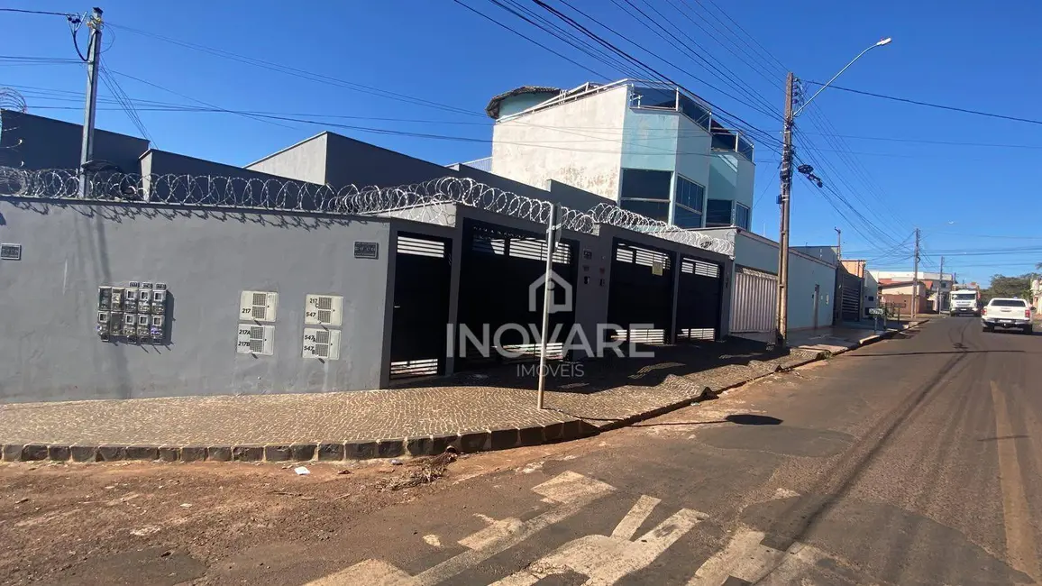 Foto 2 de Kitnet com 1 quarto para alugar, 720m2 em Residencial Jardim Primavera, Itumbiara - GO