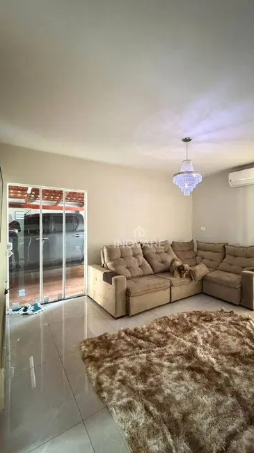 Casa com 3 quartos à venda, 360m2 em Itumbiara - GO - imagem 4 Foto 4 de Casa com 3 quartos à venda, 360m2 em Itumbiara - GO