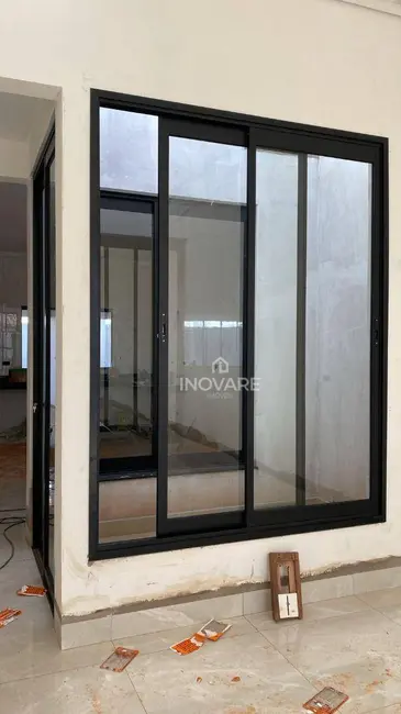 Casa com 3 quartos à venda, 250m2 em Residencial Jardim Primavera, Itumbiara - GO - imagem 5 Foto 5 de Casa com 3 quartos à venda, 250m2 em Residencial Jardim Primavera, Itumbiara - GO