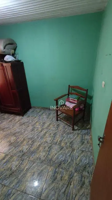 Casa com 3 quartos à venda, 360m2 em Parque Vale dos Buritys III, Itumbiara - GO - imagem 9 Foto 9 de Casa com 3 quartos à venda, 360m2 em Parque Vale dos Buritys III, Itumbiara - GO