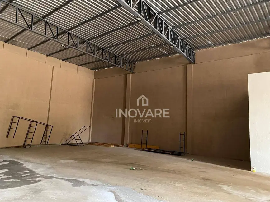 Foto 4 de Armazém / Galpão para alugar, 498m2 em Setor Planalto, Itumbiara - GO