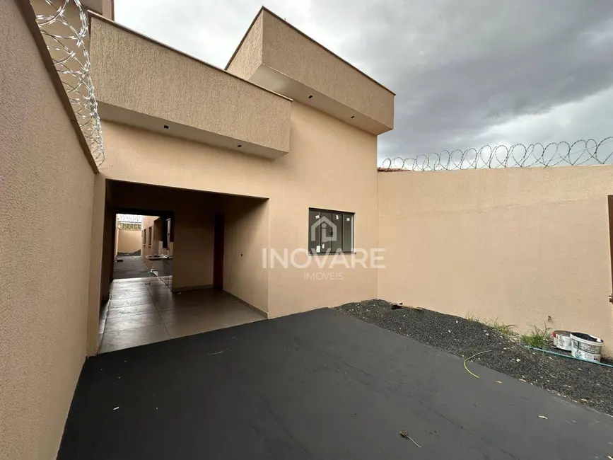 Foto 1 de Casa com 2 quartos à venda, 180m2 em Setor Buritys, Itumbiara - GO