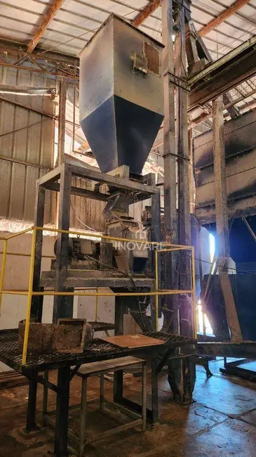 Foto 8 de Armazém / Galpão para alugar, 600m2 em Itumbiara - GO