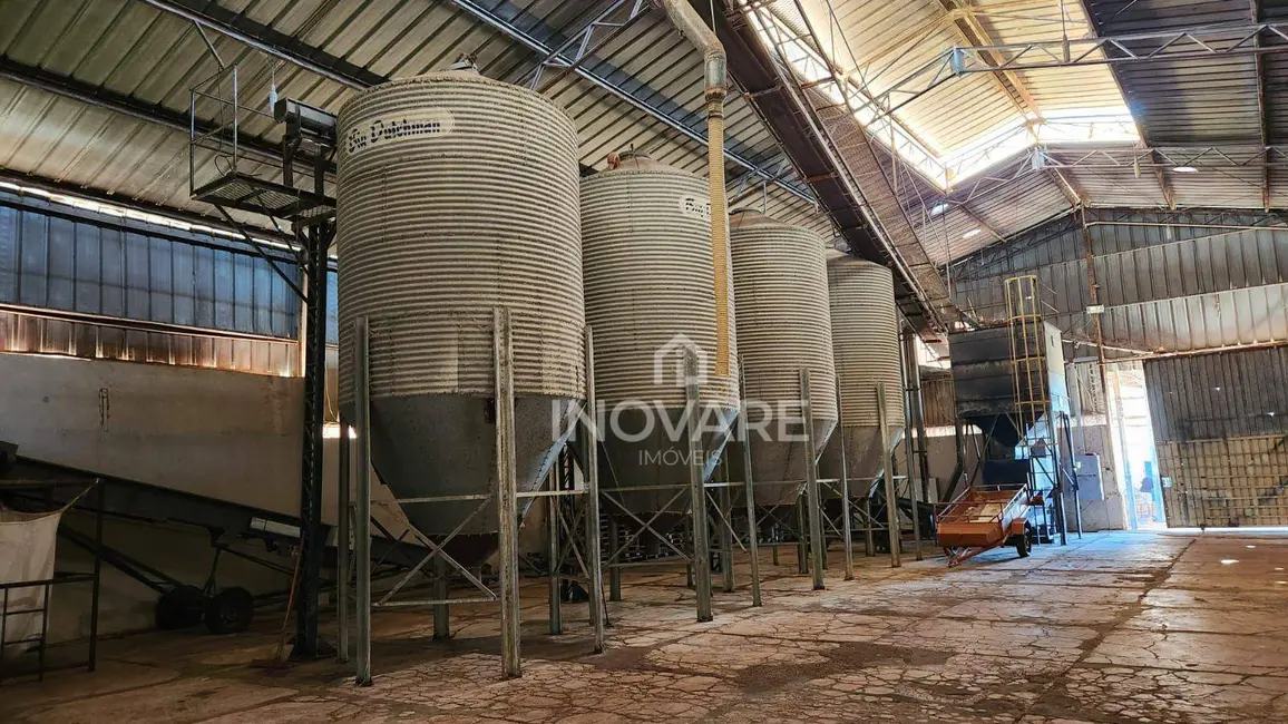 Foto 1 de Armazém / Galpão para alugar, 600m2 em Itumbiara - GO