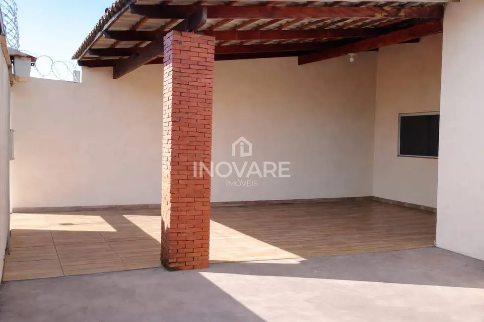 Casa com 3 quartos à venda, 270m2 em Jardim Liberdade, Itumbiara - GO - imagem 1 Foto 1 de Casa com 3 quartos à venda, 270m2 em Jardim Liberdade, Itumbiara - GO
