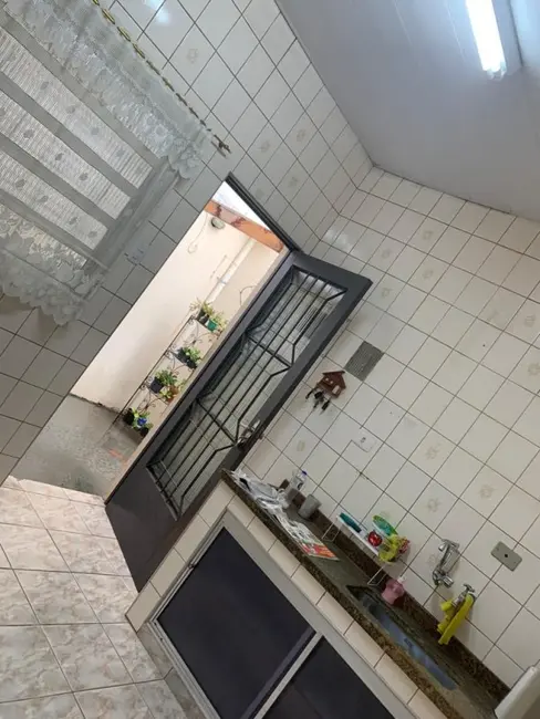 Casa com 2 quartos à venda, 90m2 em Alto da Lapa, São Paulo - SP - imagem 6 Foto 6 de Casa com 2 quartos à venda, 90m2 em Alto da Lapa, São Paulo - SP