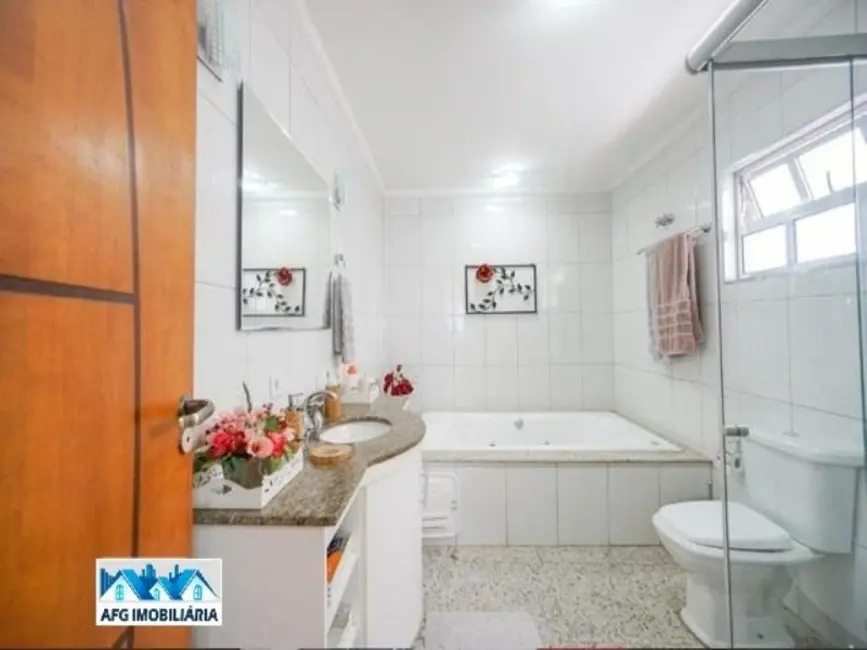 Sobrado com 4 quartos à venda, 190m2 em Parque São Lucas, São Paulo - SP - imagem 4 Foto 4 de Sobrado com 4 quartos à venda, 190m2 em Parque São Lucas, São Paulo - SP