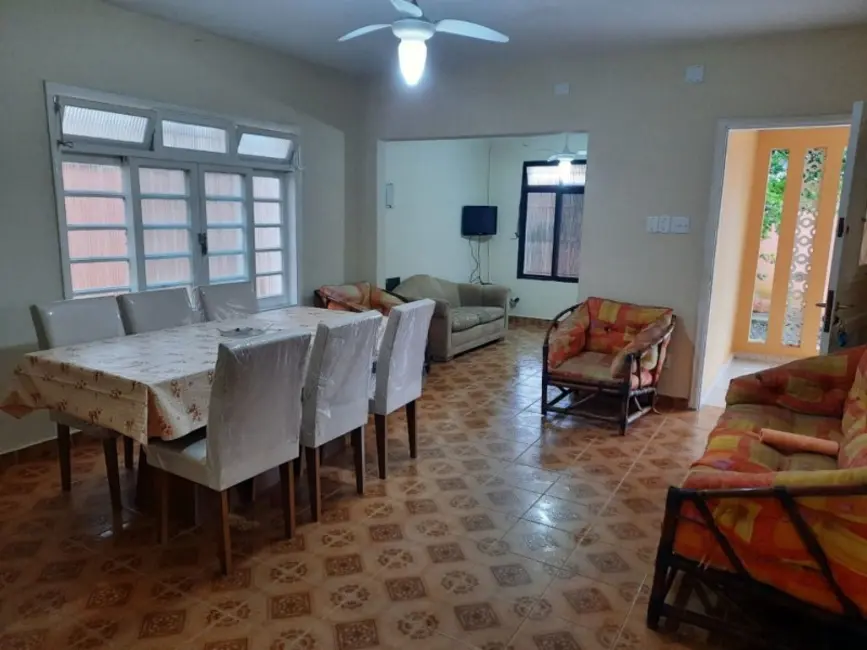 Foto 1 de Casa de Condomínio com 3 quartos à venda, 450m2 em Solemar, Praia Grande - SP