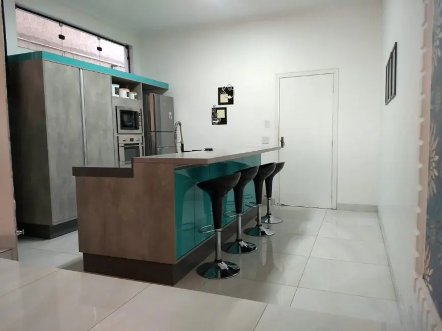 Sobrado com 3 quartos à venda, 250m2 em Vila Alpina, São Paulo - SP - imagem 8 Foto 8 de Sobrado com 3 quartos à venda, 250m2 em Vila Alpina, São Paulo - SP