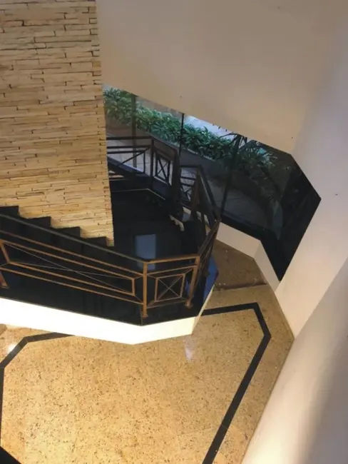 Sobrado com 3 quartos à venda, 354m2 em São Paulo - SP - imagem 3 Foto 3 de Sobrado com 3 quartos à venda, 354m2 em São Paulo - SP