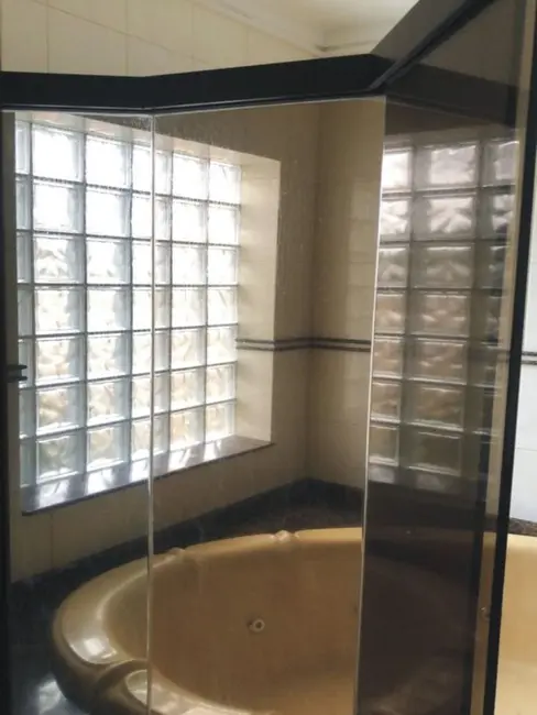 Sobrado com 3 quartos à venda, 354m2 em São Paulo - SP - imagem 8 Foto 8 de Sobrado com 3 quartos à venda, 354m2 em São Paulo - SP