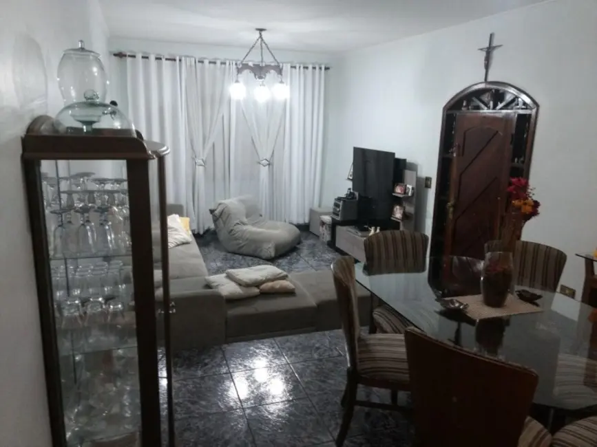 Sobrado com 3 quartos à venda, 266m2 em Vila Eldízia, Santo Andre - SP - imagem 7 Foto 7 de Sobrado com 3 quartos à venda, 266m2 em Vila Eldízia, Santo Andre - SP