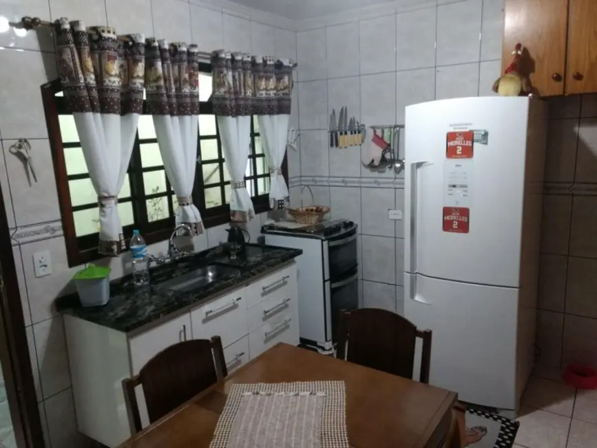 Sobrado com 3 quartos à venda, 266m2 em Vila Eldízia, Santo Andre - SP - imagem 5 Foto 5 de Sobrado com 3 quartos à venda, 266m2 em Vila Eldízia, Santo Andre - SP