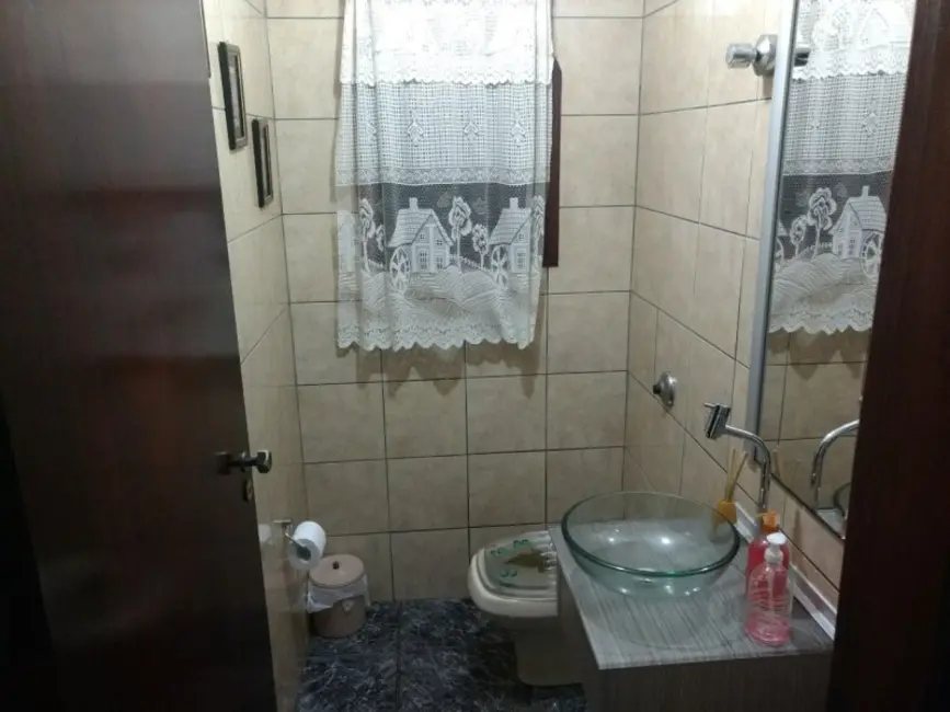 Sobrado com 3 quartos à venda, 266m2 em Vila Eldízia, Santo Andre - SP - imagem 3 Foto 3 de Sobrado com 3 quartos à venda, 266m2 em Vila Eldízia, Santo Andre - SP