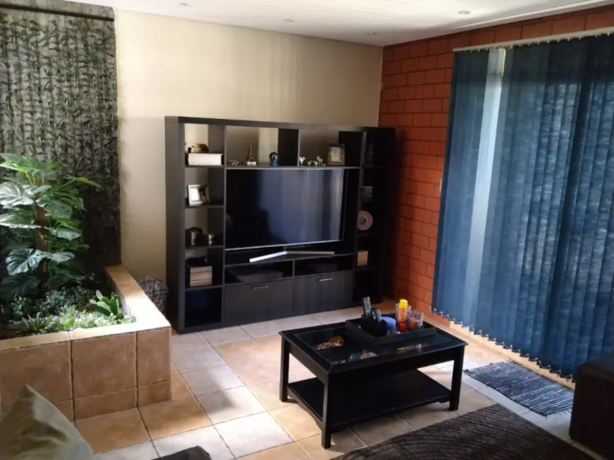 Foto 1 de Sobrado com 4 quartos à venda, 220m2 em Itaquera, São Paulo - SP